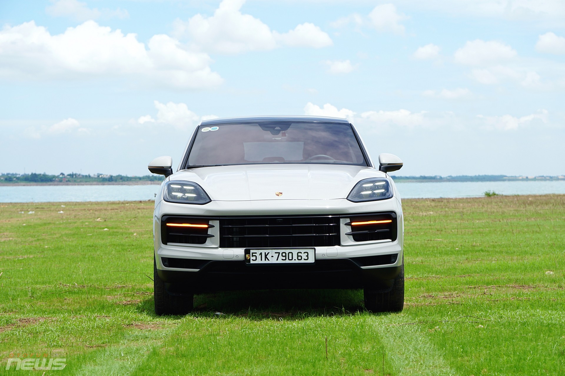 Đánh giá nhanh Porsche Cayenne Coupe 2024