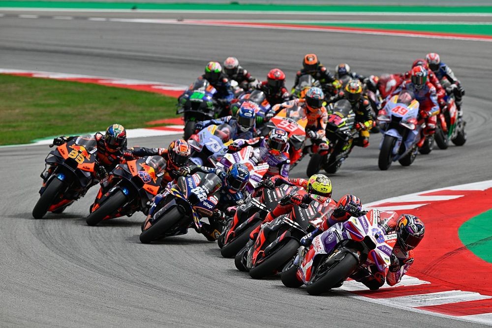 Tốc độ tối đa của xe đua MotoGP