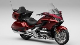 Honda Gold Wing có phiên bản mới, giá 1,231 tỷ đồng