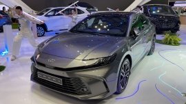 Toyota Camry 2025 trình làng tại VMS 2024, giá cao nhất 1,53 tỷ đồng