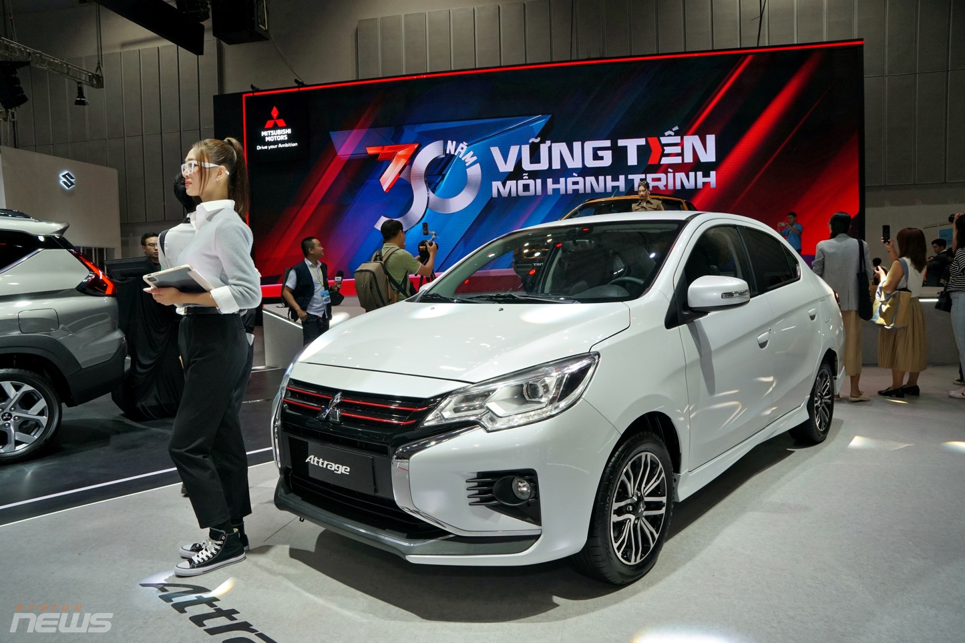 Mitsubishi giới thiệu ba phiên bản kỷ niệm 30 năm tại Vietnam Motor Show 2024