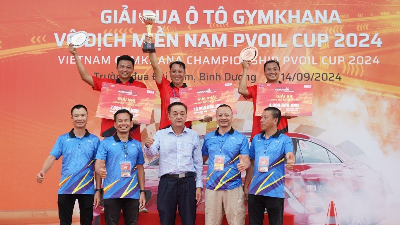 Ba tay đua Bình Phước xuyên Việt 1.500 cây số dự giải đua gymkhana PVOIL VGC 2024