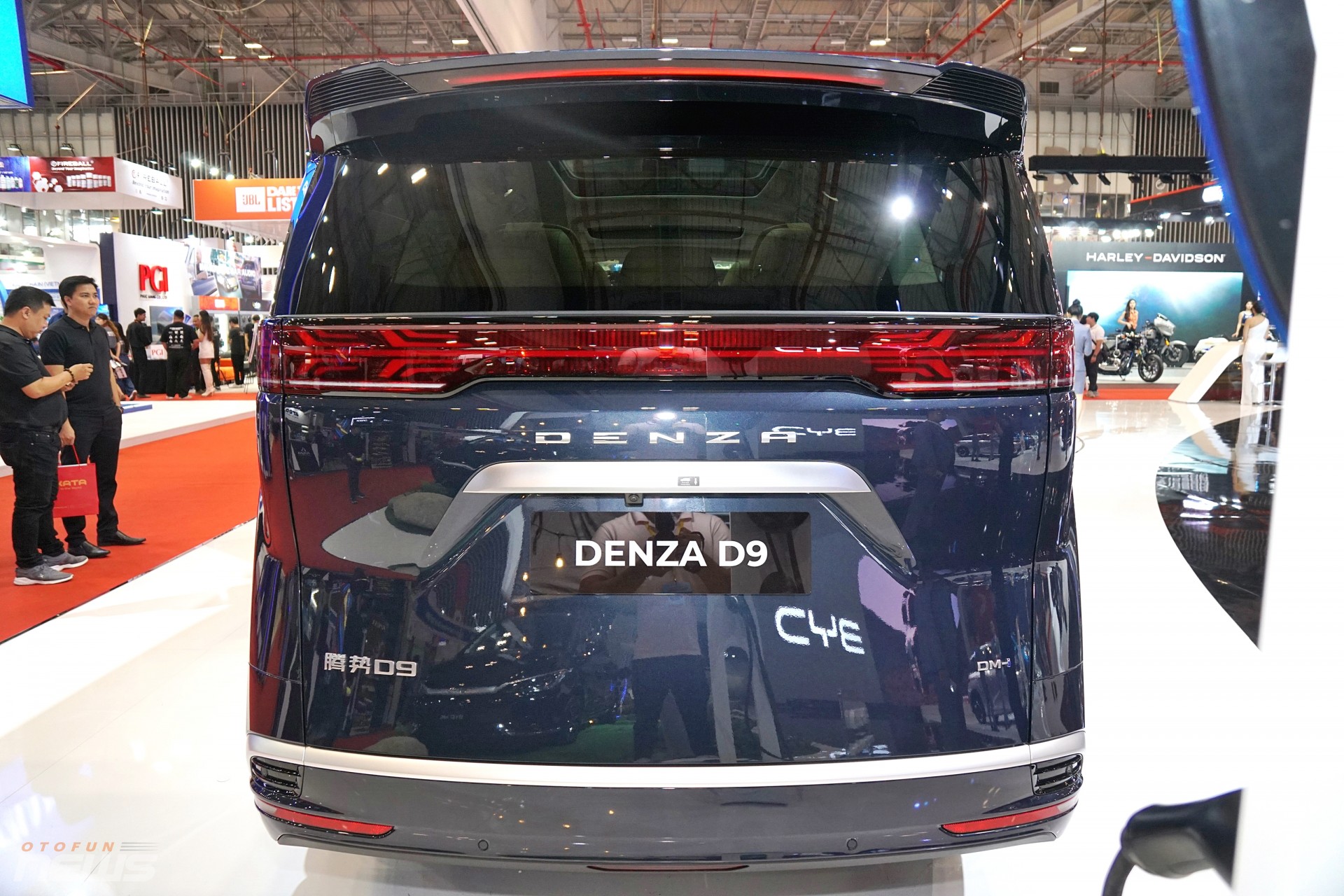 Chi tiết Denza D9, MPV cao cấp đến từ Trung Quốc