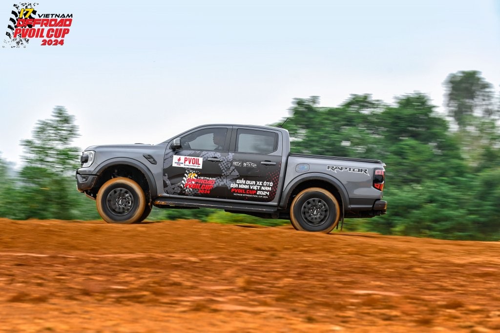 Ngắm 'quái thú' Ford Ranger Raptor hầm hố và uy lực tại PVOIL VOC 2024