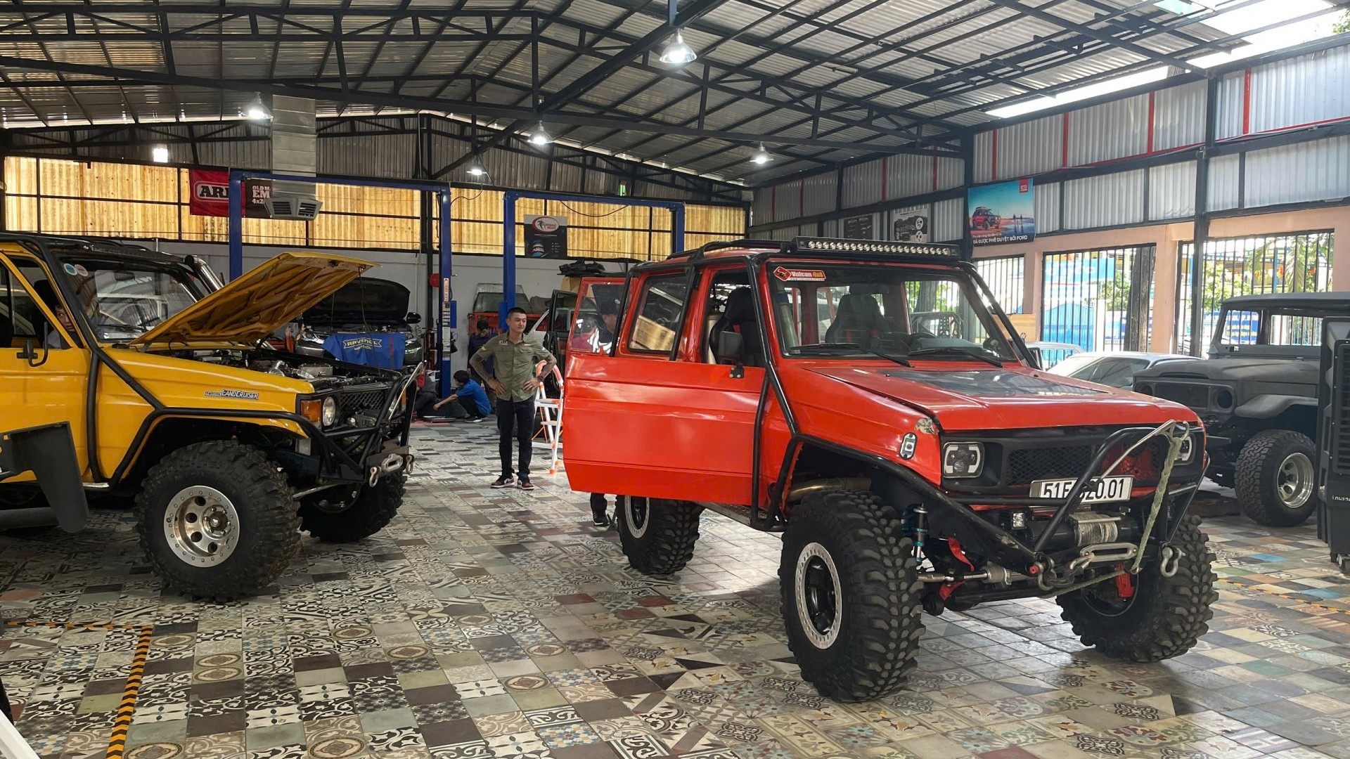 Soi hai “chiến binh” off-road 308 và 301 tại PVOIL VOC 2024