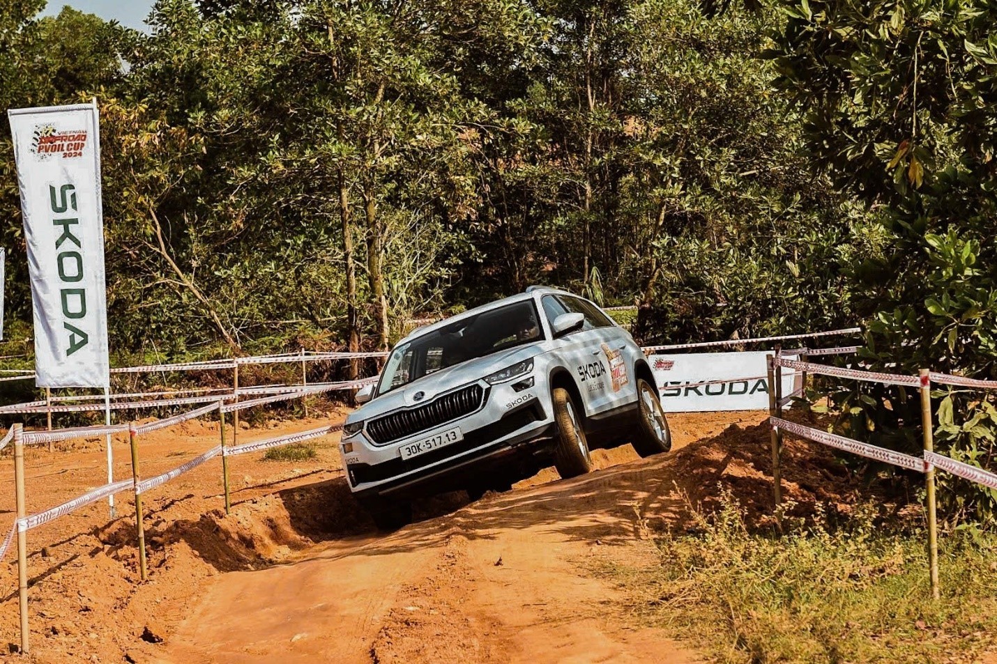 Skoda Kodiaq offroad ấn tượng tại Giải đua Ô tô địa hình Việt Nam PVOIL Cup 2024