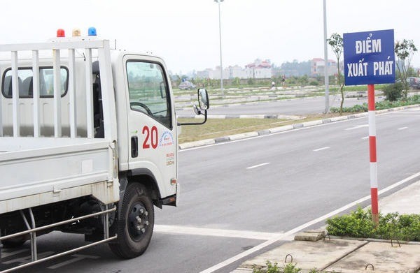 Học bằng lái xe hạng C không khác quá nhiều so với những bằng khác