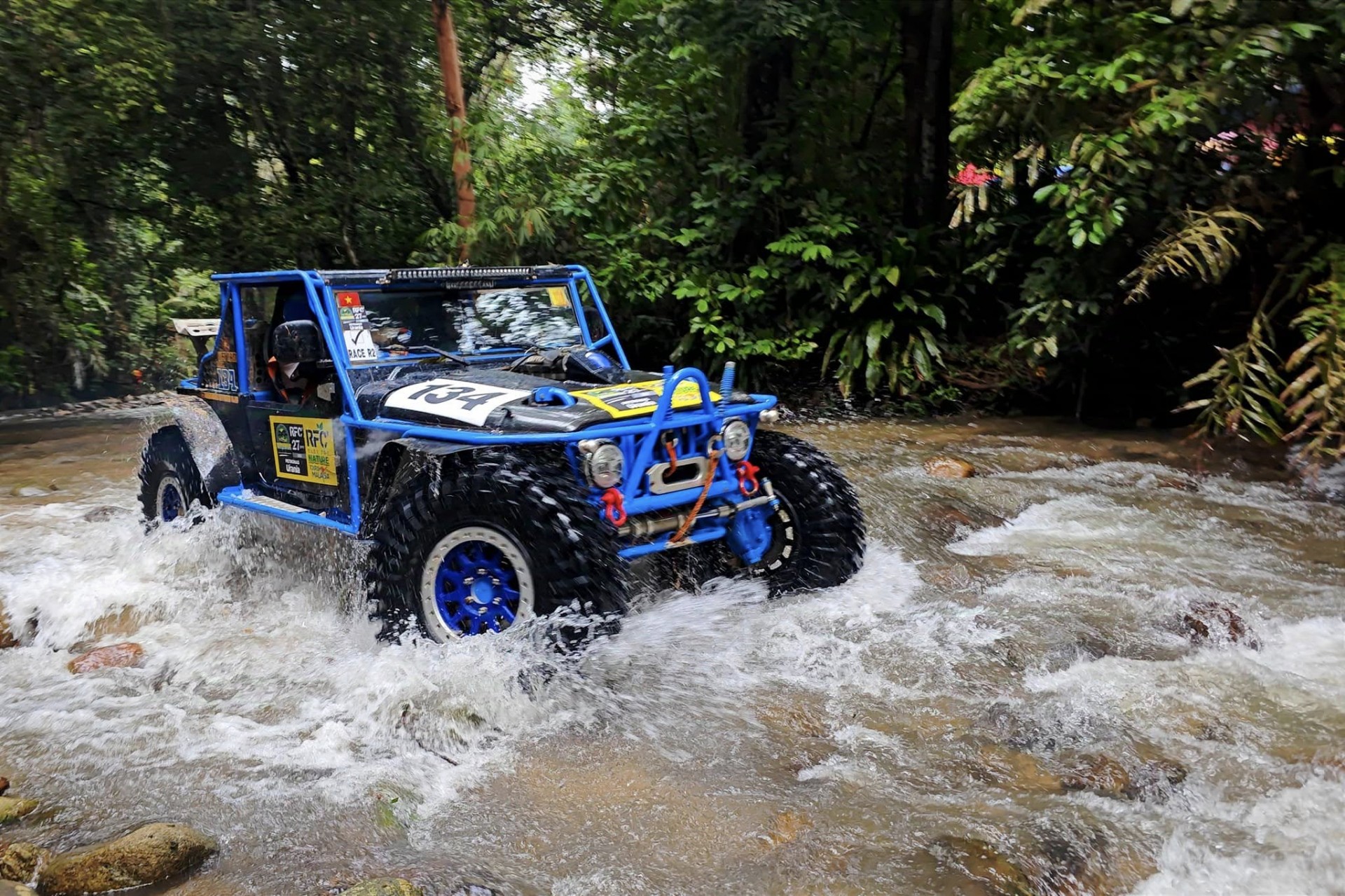 Các đội đua Việt đạt thành tích vượt bậc tại giải địa hình khắc nghiệt hàng đầu thế giới RFC 2024 Các đội đua Việt đạt thành tích vượt bậc tại giải địa hình khắc nghiệt hàng đầu thế giới RFC 2024