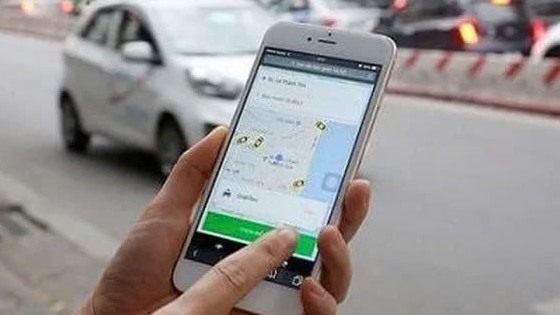 Lái xe taxi phải lập hóa đơn điện tử gửi cho hành khách khi kết thúc hành trình