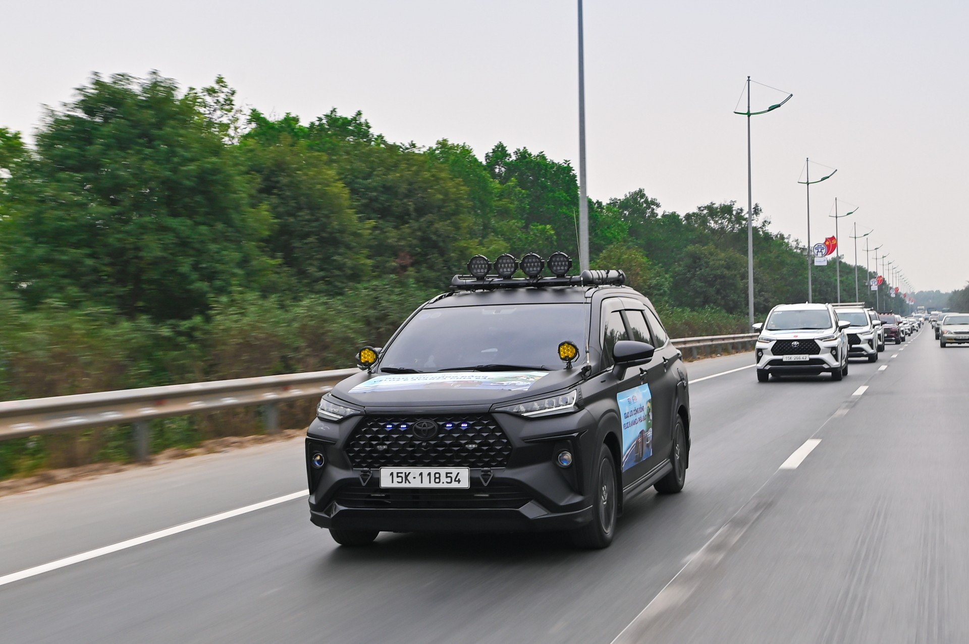 Xe 7 chỗ nào đang giảm giá?