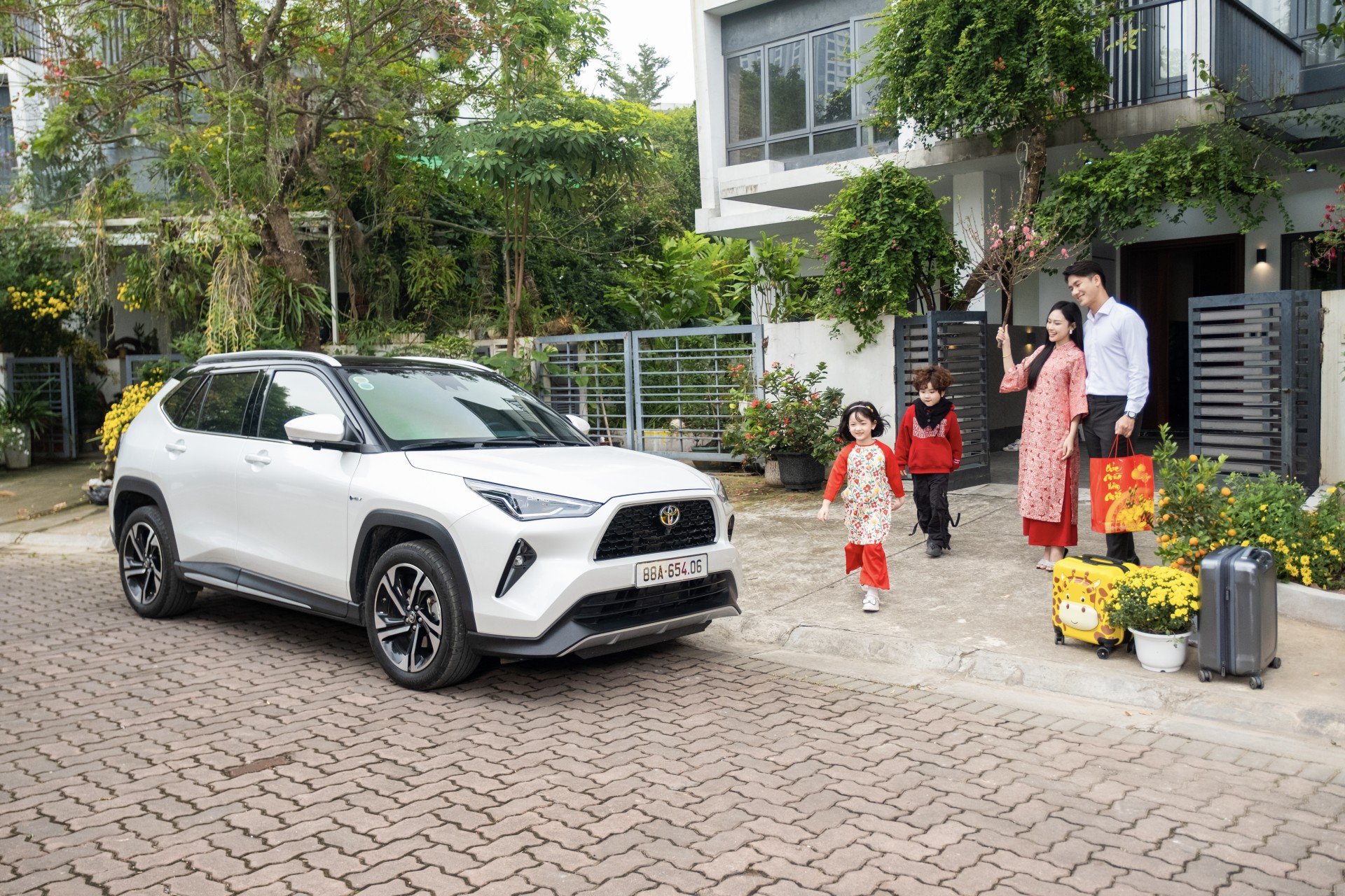 Toyota tung loạt ưu đãi lớn, hướng tới kỷ niệm 30 năm tại Việt Nam