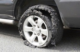 Hướng dẫn bơm lốp xe ô tô tại nhà an toàn