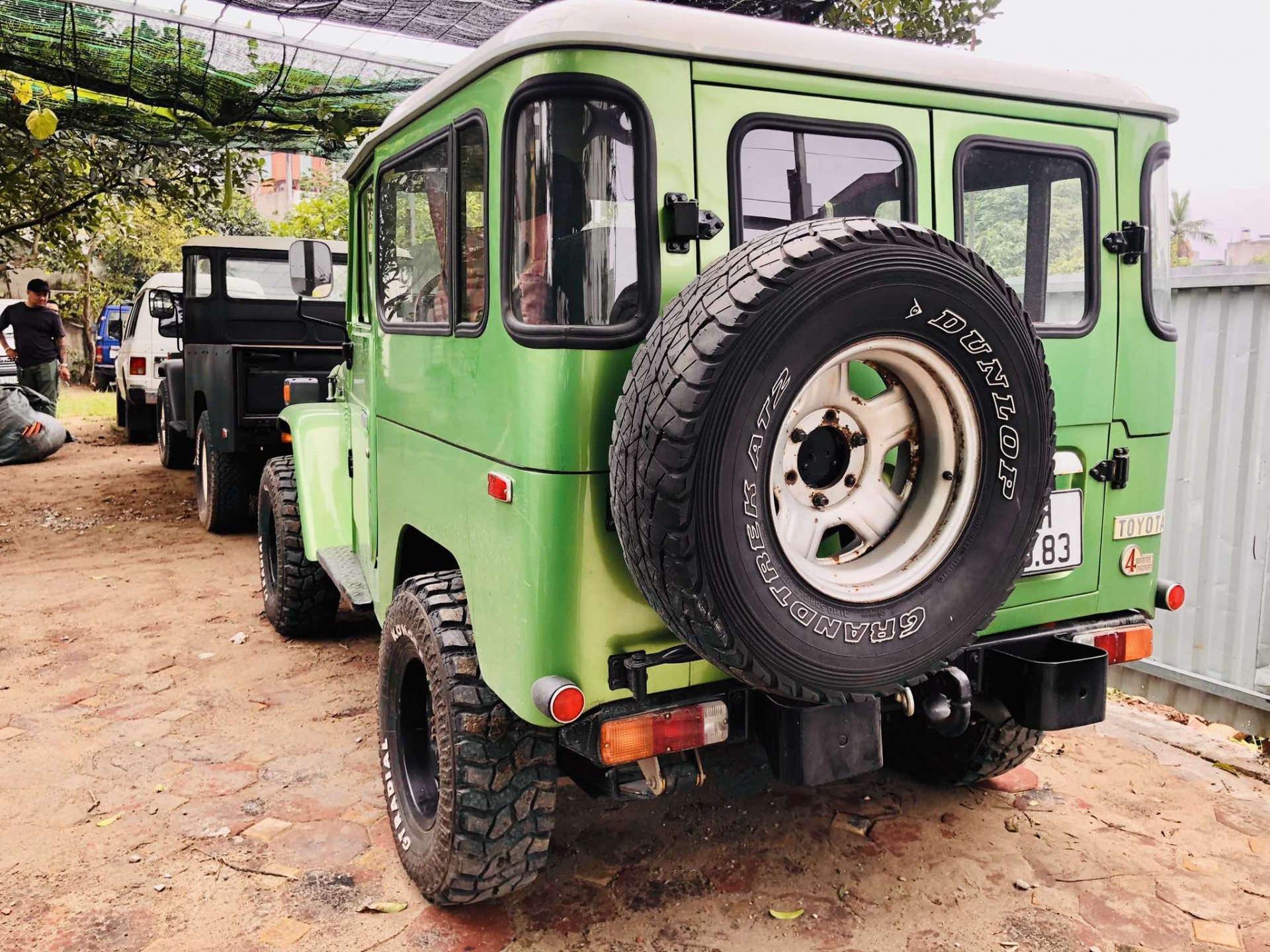 Tay chơi xe cổ và câu chuyện 'đống sắt vụn biết nói' Tay chơi xe cổ và câu chuyện 'đống sắt vụn biết nói'