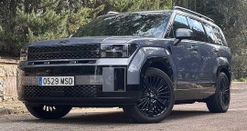 Lộ diện Hyundai SantaFe 2025 PHEV, di chuyển 100 km không cần đến xăng