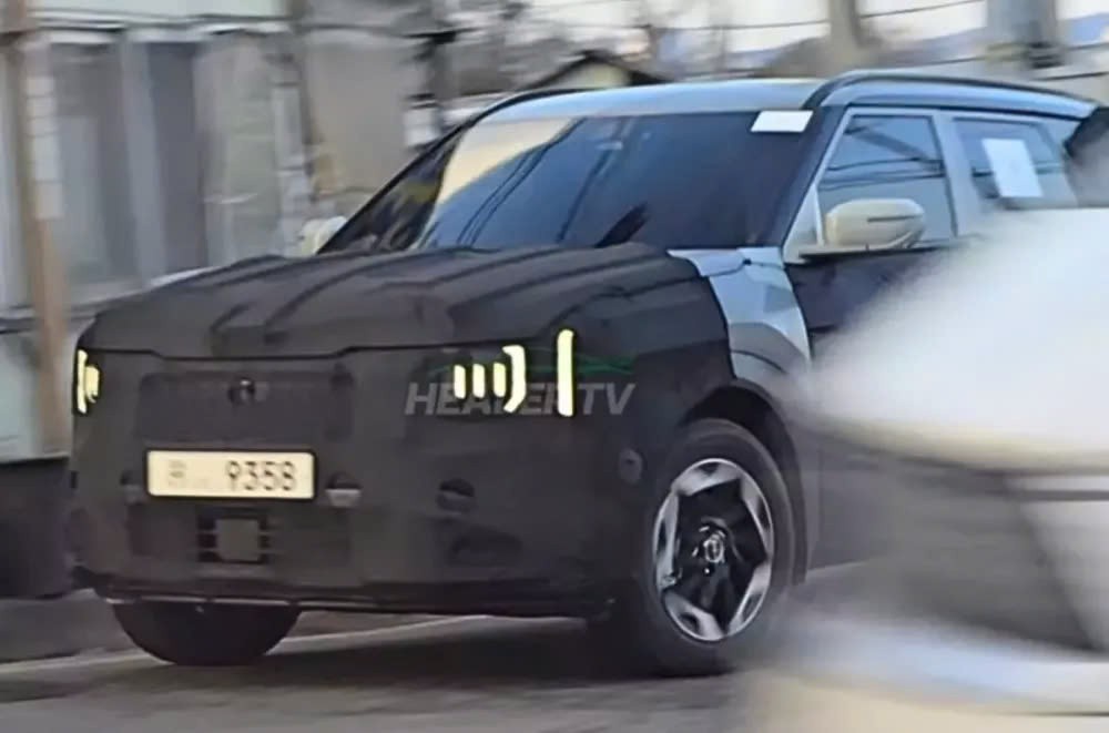 Kia Seltos 2026 chạy thử trên phố với hệ thống đèn LED mới Kia Seltos 2026 chạy thử trên phố với hệ thống đèn LED mới