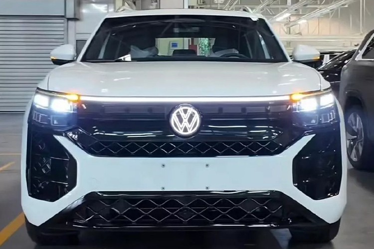 Lộ hình ảnh Volkswagen Teramont Pro 2025 hoàn toàn mới