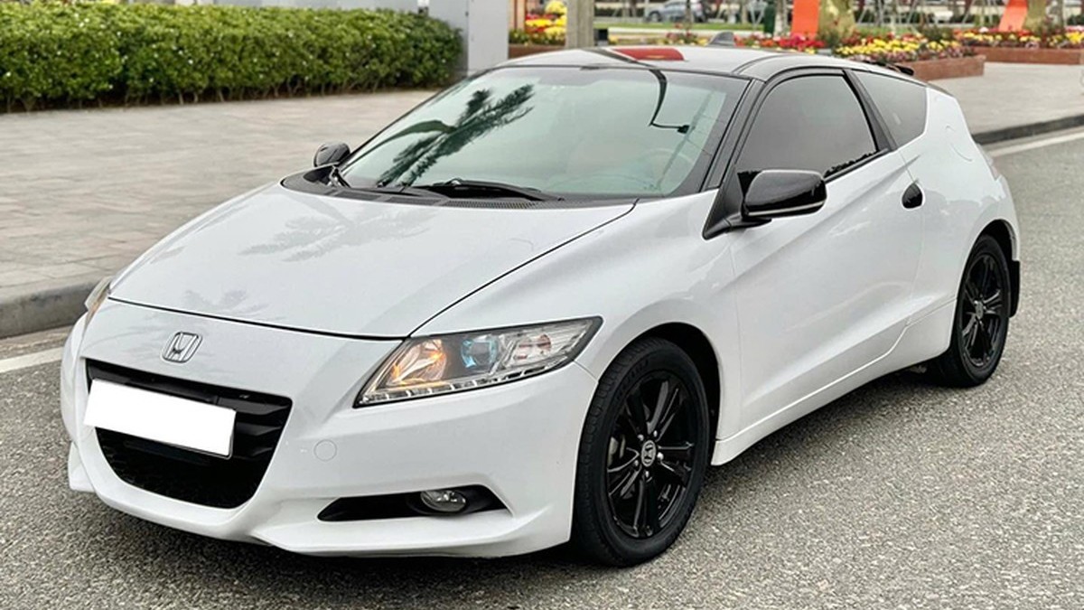 Honda CR-Z 2010 độc đáo được rao bán với mức giá 350 triệu đồng