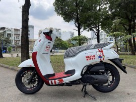 Xe tay ga giới hạn Honda Scoopy Hello Kitty, giá 89 triệu đồng tại Việt Nam