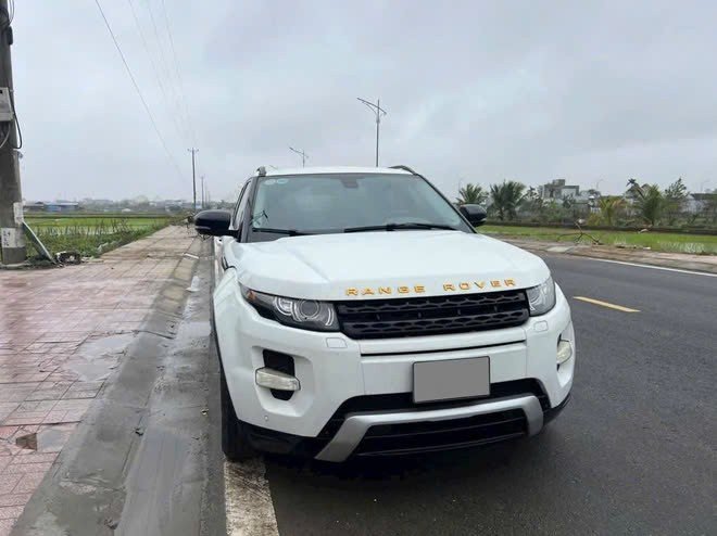 Range Rover Evoque đời 2012 giá 530 triệu, có nên mua thay vì CUV hạng A?