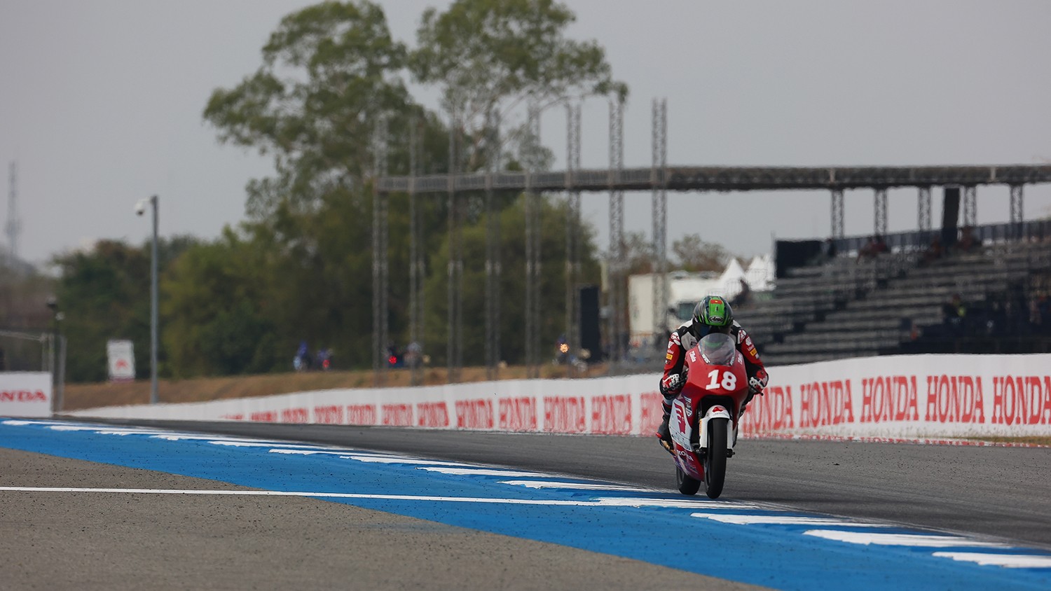 Tay đua trẻ Việt Nam ghi dấu ấn tại chặng 1 Idemitsu Asia Talent Cup 2025