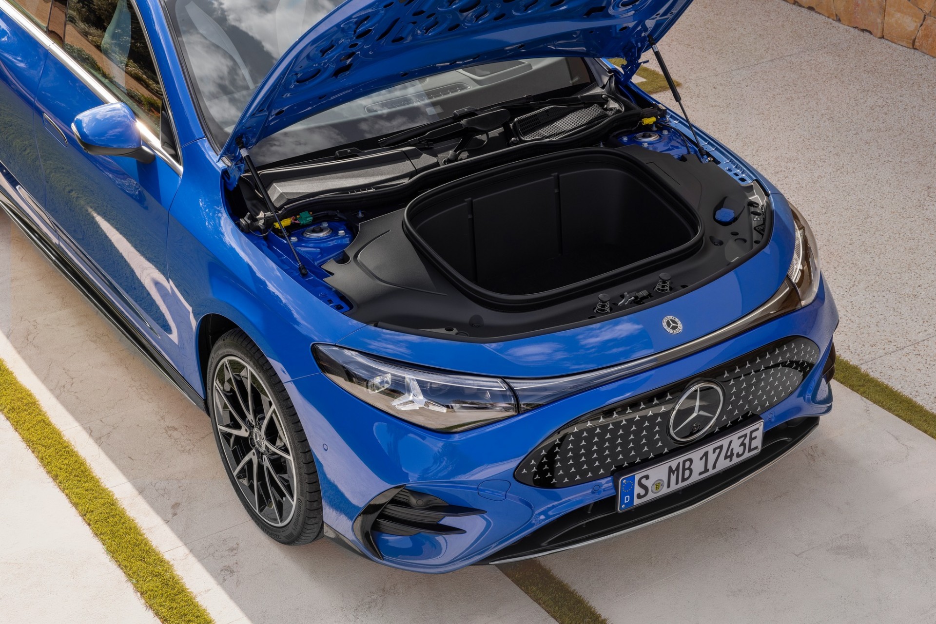 Mercedes-Benz CLA chốt lịch bán ở Việt Nam, dự kiến có mức giá dưới 1,7 tỷ đồng