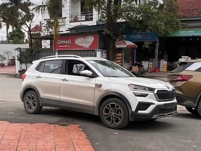 Skoda Kushaq lần đầu lộ diện trên đường Việt Nam