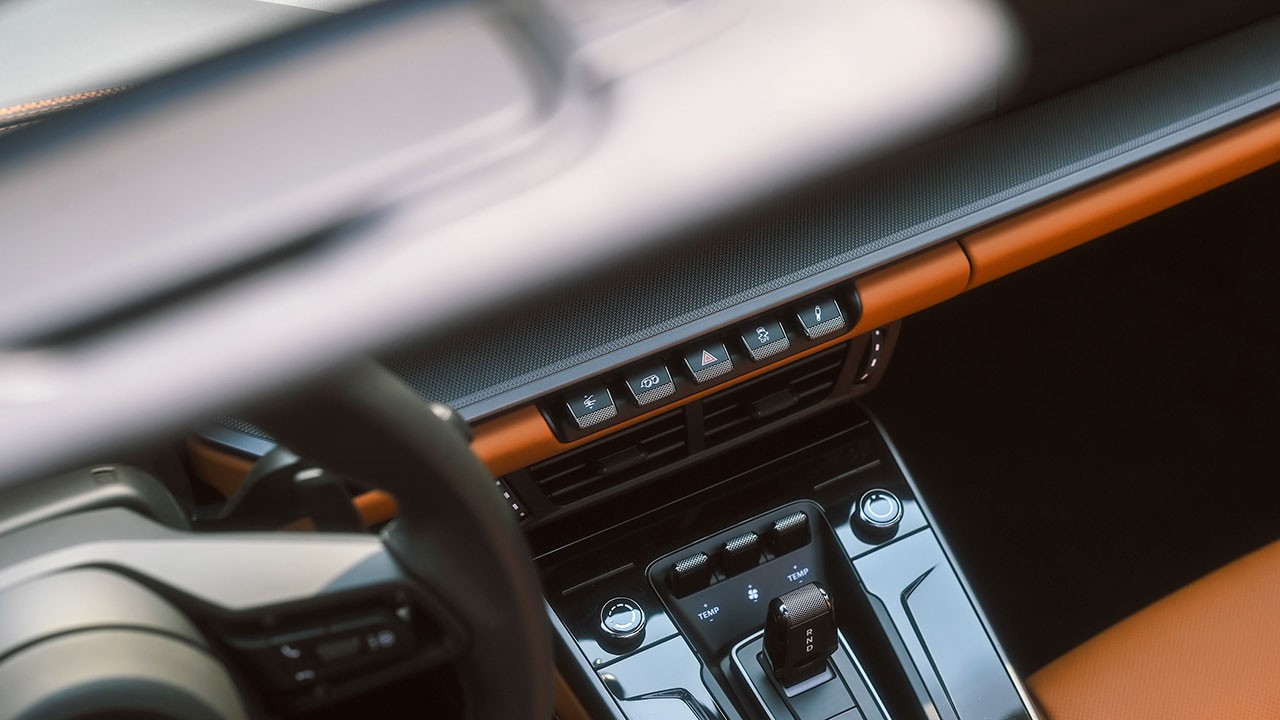 Triển lãm Porsche 911 - The one and always