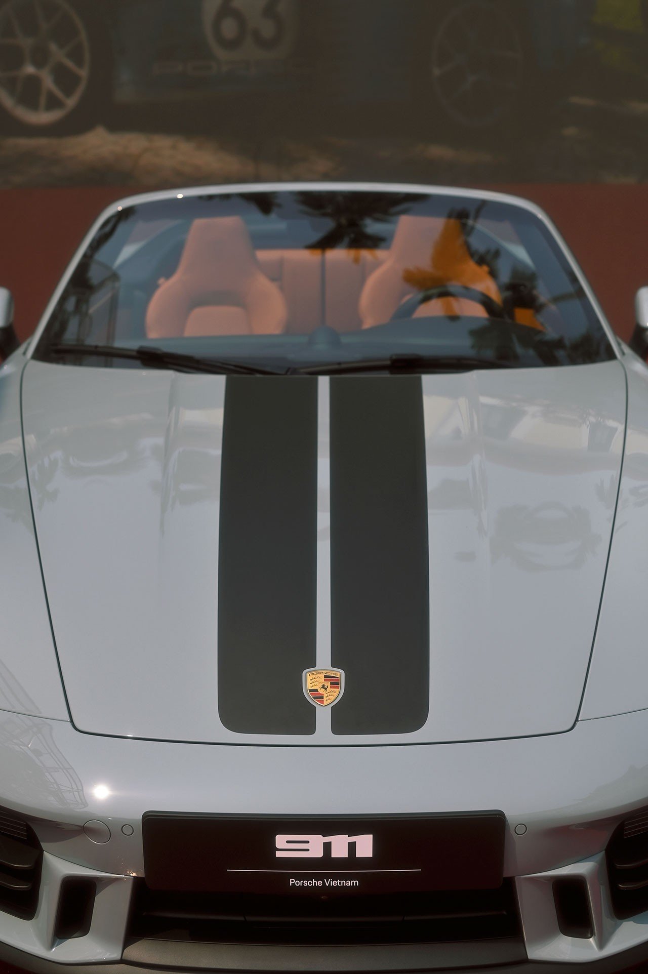 Triển lãm Porsche 911 - The one and always
