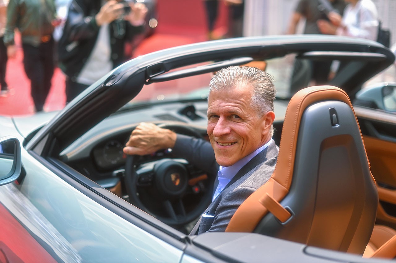 Triển lãm Porsche 911 - The one and always
