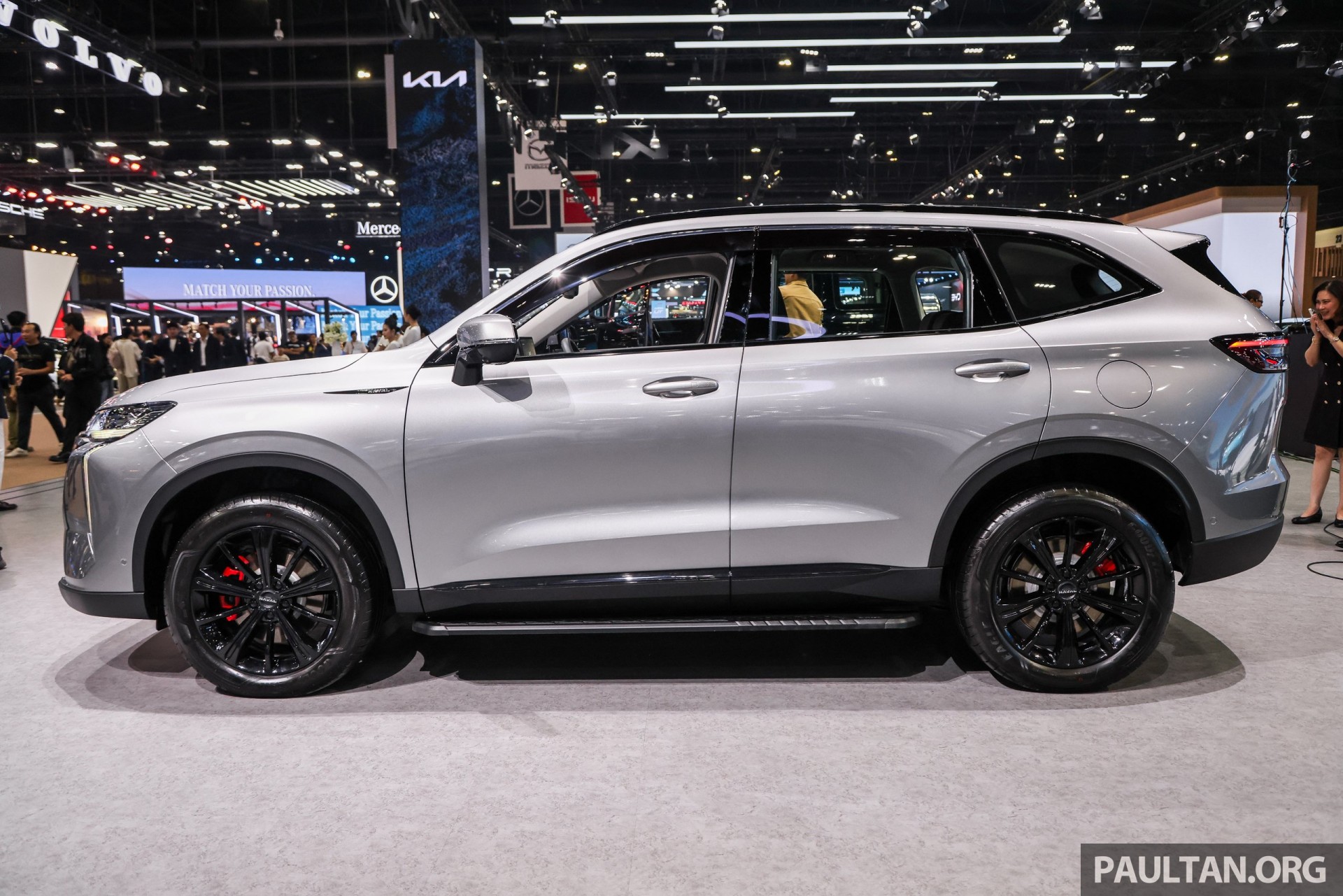 Haval H6 Facelift ra mắt, ngoại hình mới, bản PHEV trang bị pin LFP nhưng bị giảm dung lượng