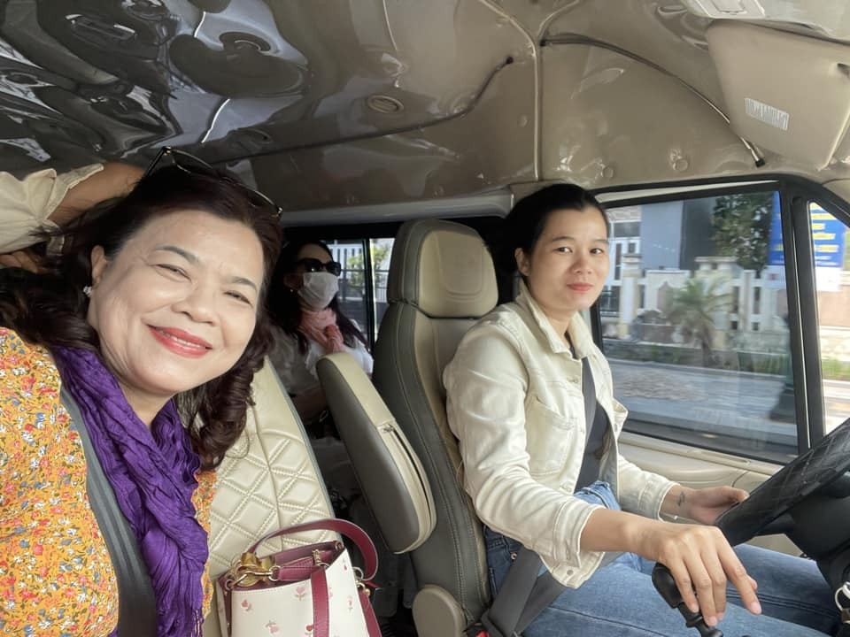 Nữ tài xế xe khách 29 chỗ và hành trình 8 năm thay đổi định kiến