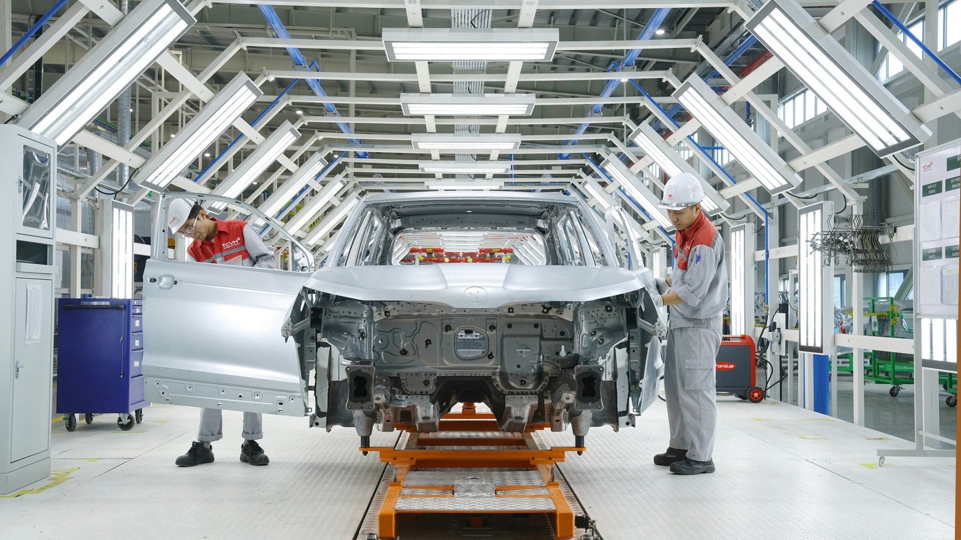 Nhà máy Skoda đầu tiên tại Đông Nam Á chính thức đi vào hoạt động, xe đầu tiên bán ra từ quý II/2025