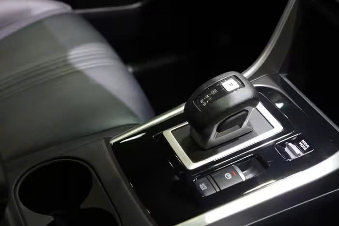 Ngắm Mitsubishi Xpander HEV Play sắp về Việt Nam