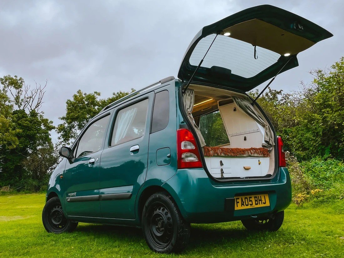 Chủ xe biến xe hạng A thành nhà di động với chi phí chỉ 70 triệu đồng