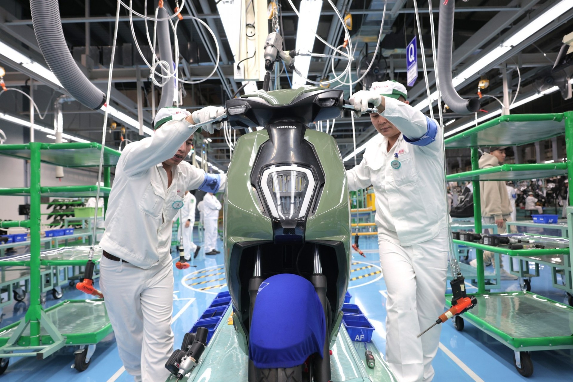 TP.HCM có kế hoạch chuyển đổi 400 nghìn tài xế công nghệ hai bánh sang sử dụng xe máy điện TP.HCM có kế hoạch chuyển đổi 400 nghìn tài xế công nghệ hai bánh sang sử dụng xe máy điện