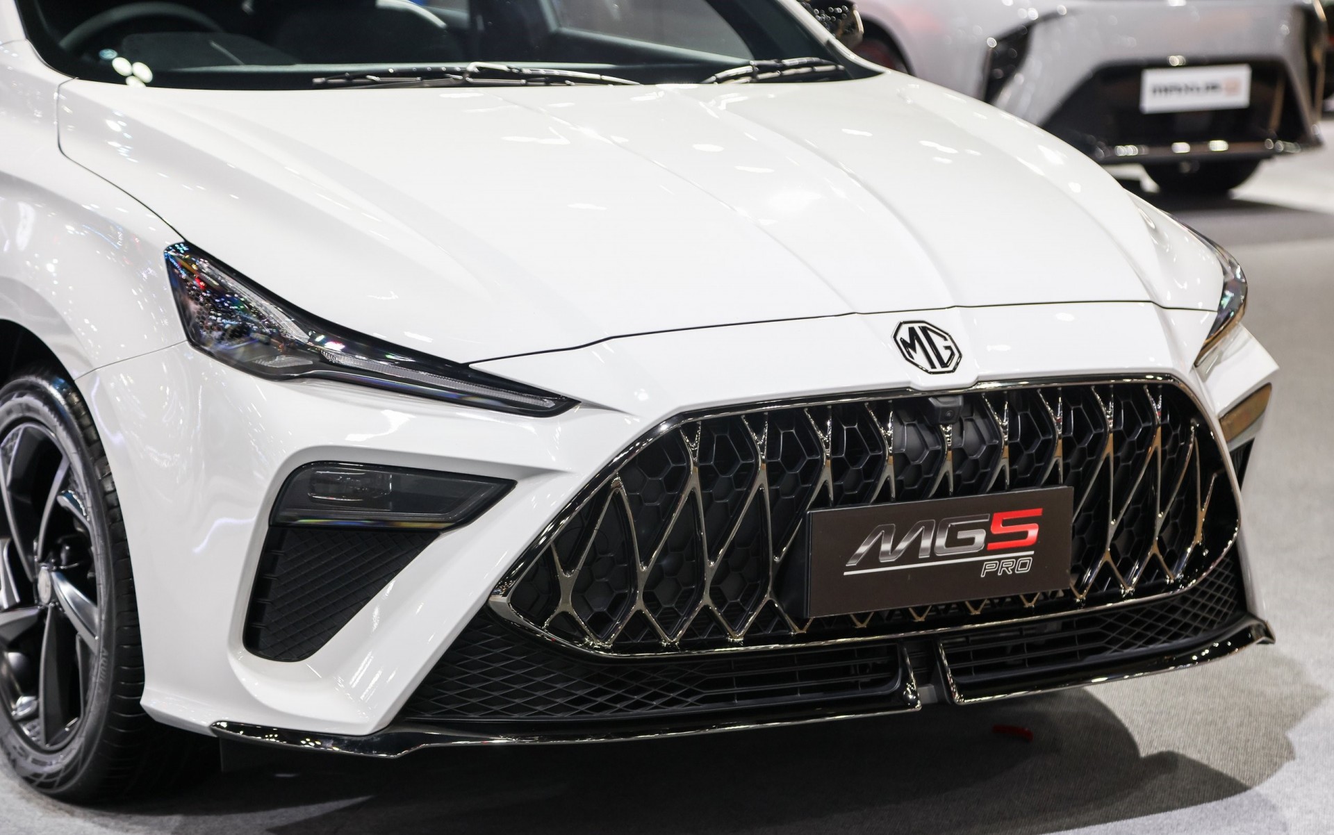 MG5 Pro 2025 ra mắt với diện mạo mới, giá quy đổi chỉ 442 triệu đồng MG5 Pro 2025 ra mắt với diện mạo mới, giá quy đổi chỉ 442 triệu đồng