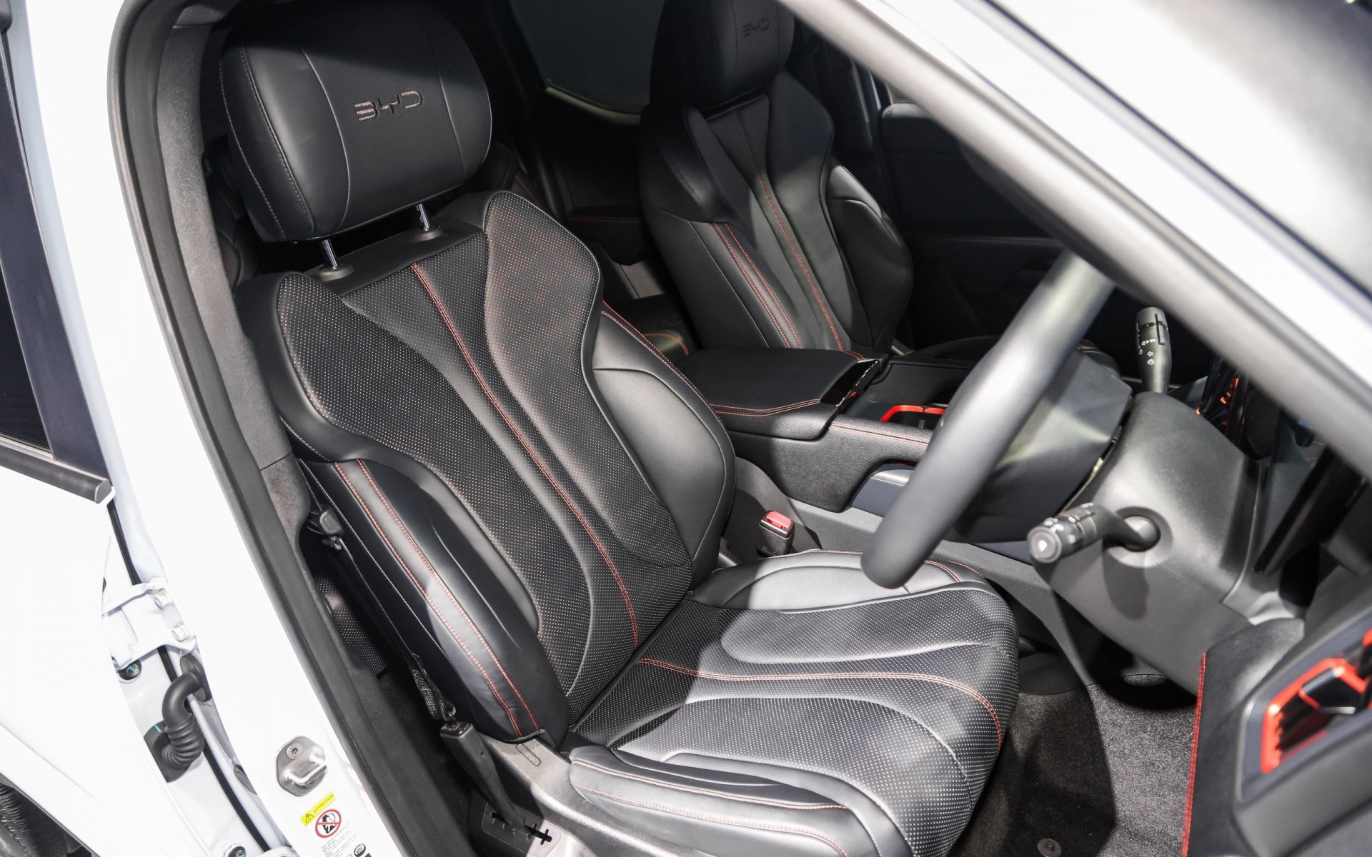 BYD Shark 6 bán tải hybrid nhanh như xe thể thao, 'đe dọa' Ranger Raptor