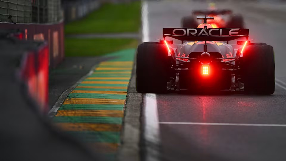 F1 2025: McLaren khởi đầu rực rỡ, Red Bull gặp thách thức, mùa giải mở ra cuộc đua khốc liệt