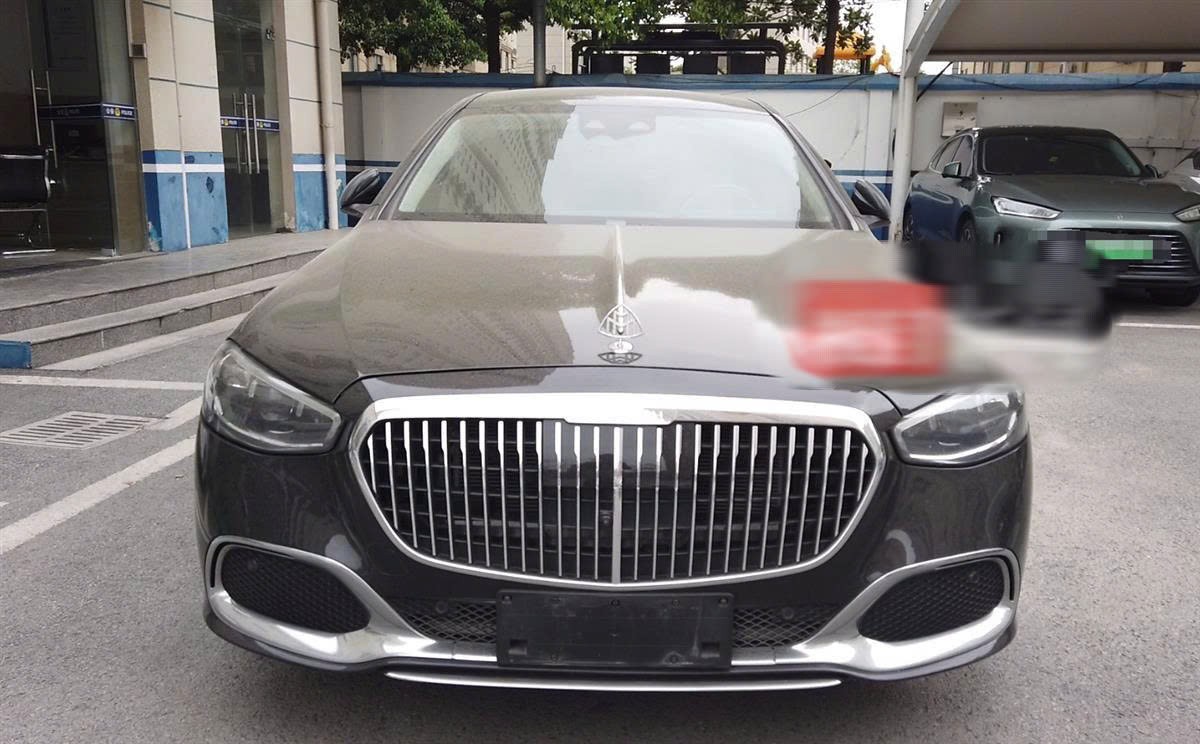 Thuê xe sang 24 triệu/ngày nhưng chỉ ăn bữa ăn 35 nghìn, tên trộm Maybach bị cảnh sát tóm gọn