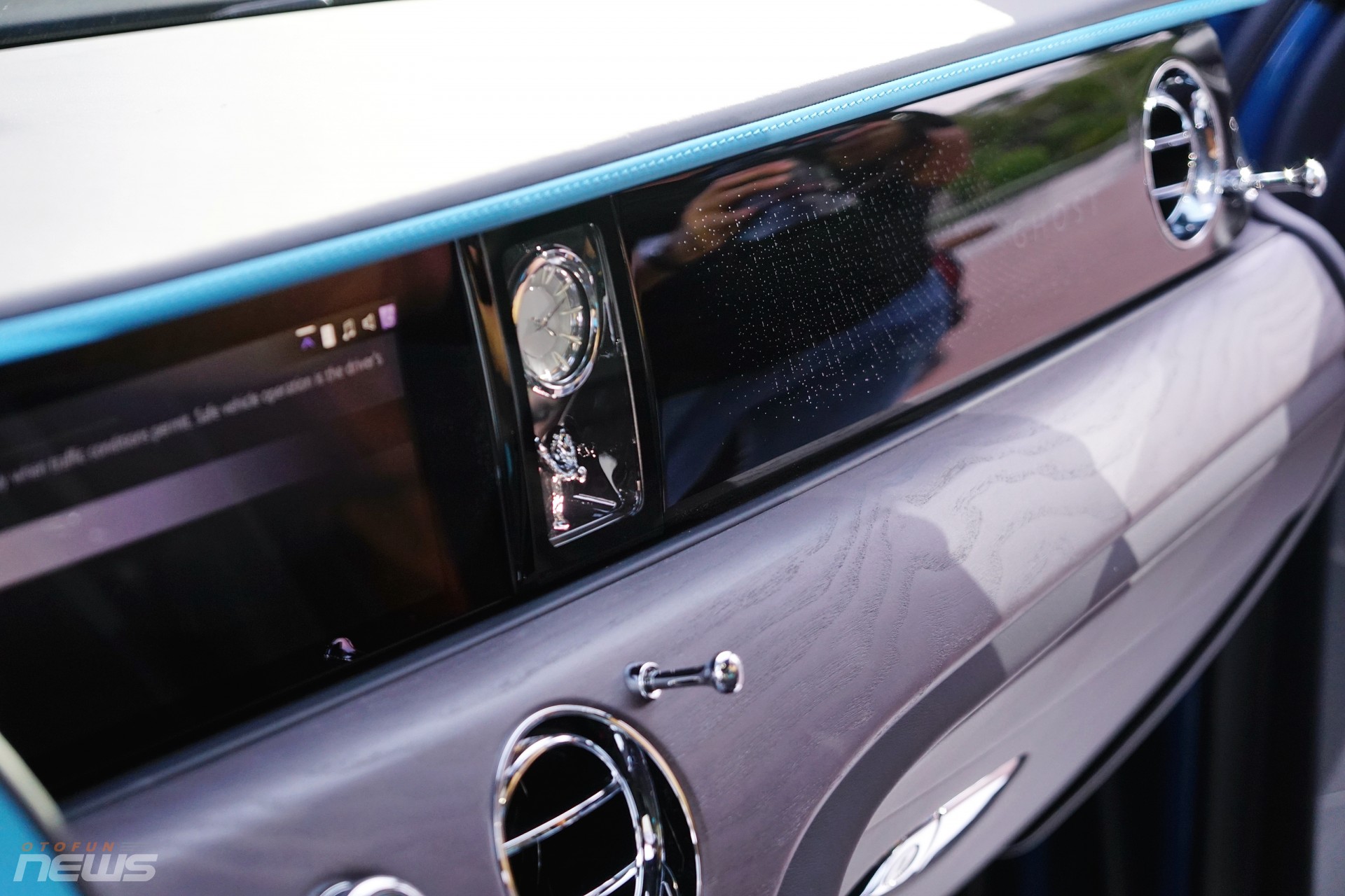 Rolls-Royce Ghost Series II hơn gần 35 tỷ tại Việt Nam có gì đặc biệt?