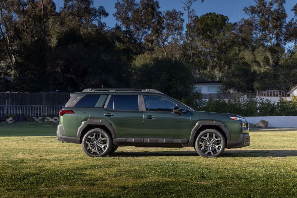 Subaru Outback 2026, lột xác thành SUV off-road