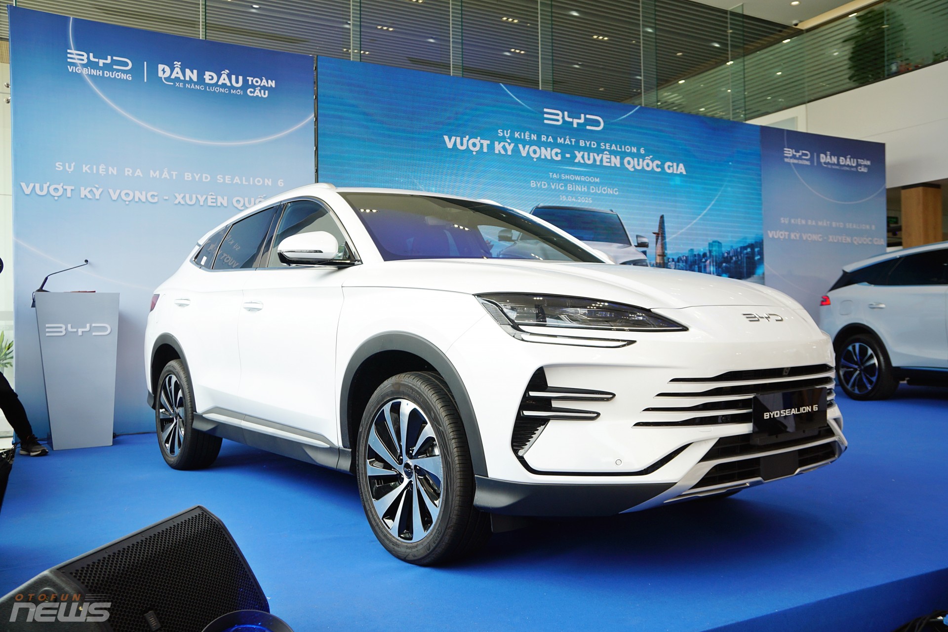 Cận cảnh BYD Sealion 6, đối thủ mới của Honda CR-V và Hyundai Tucson