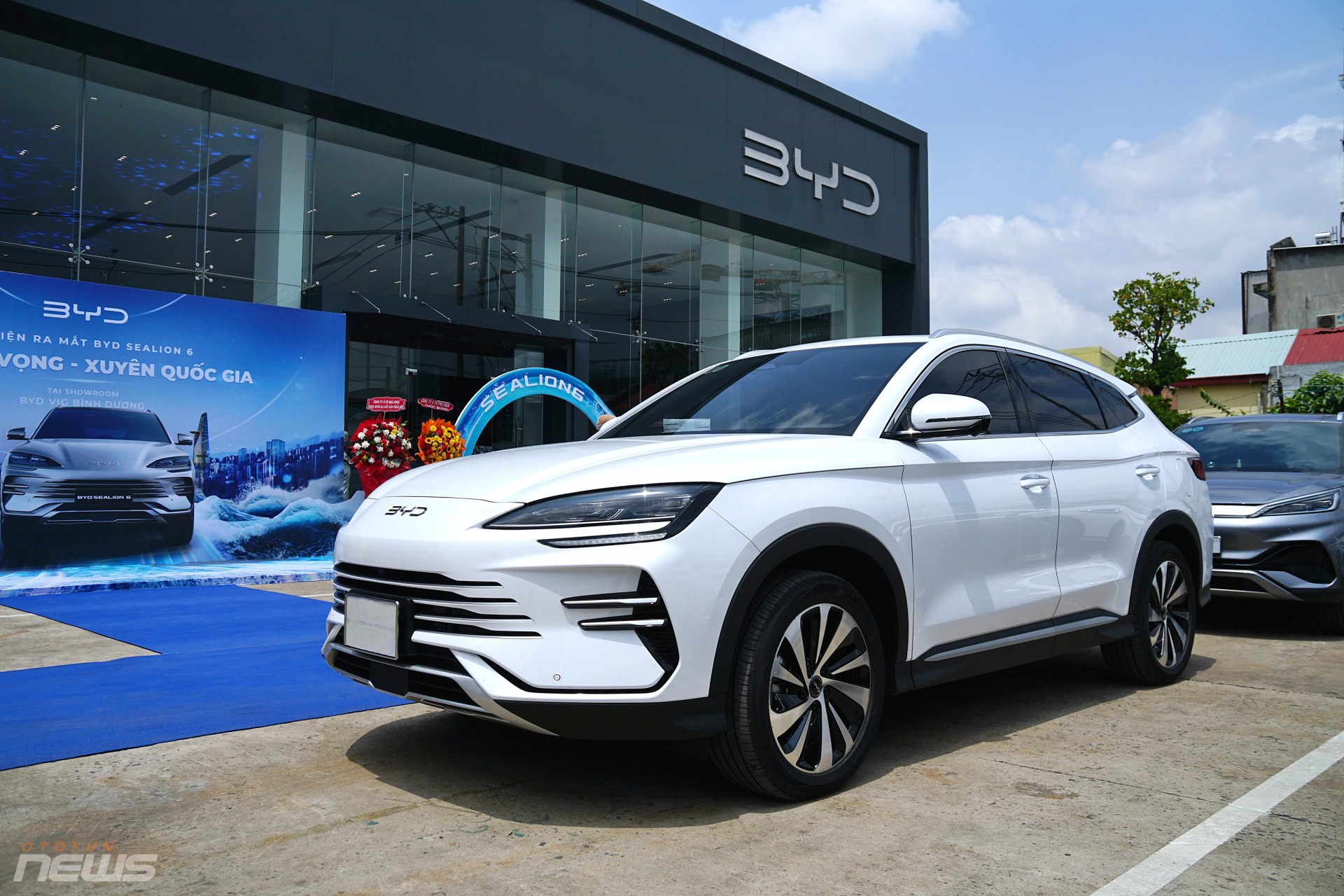 Cận cảnh BYD Sealion 6, đối thủ mới của Honda CR-V và Hyundai Tucson