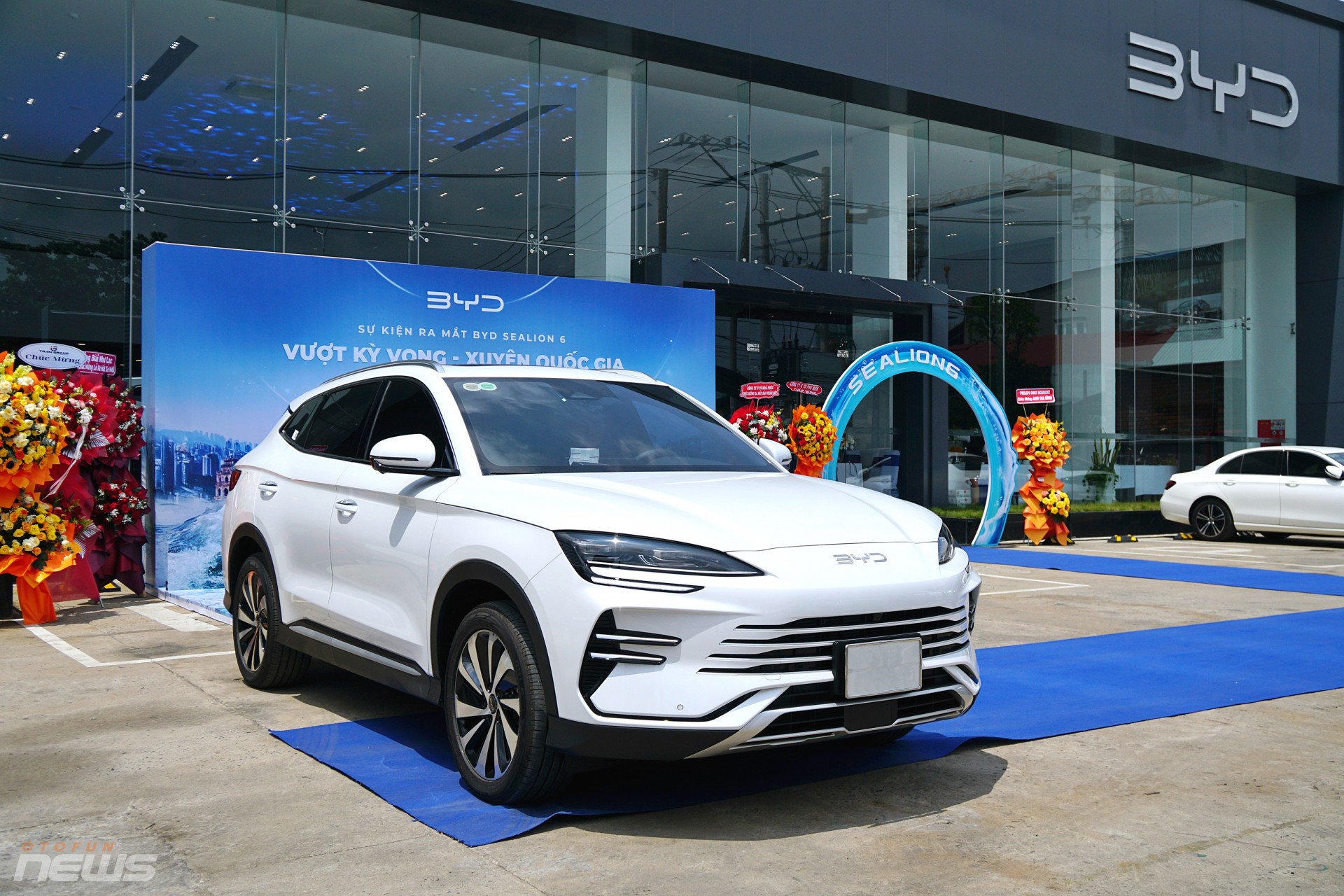 Cận cảnh BYD Sealion 6, đối thủ mới của Honda CR-V và Hyundai Tucson