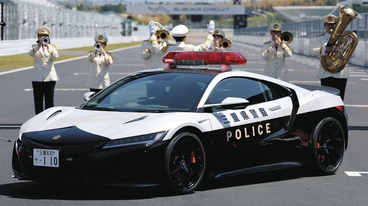 Honda NSX gia nhập lực lượng cảnh sát Nhật Bản
