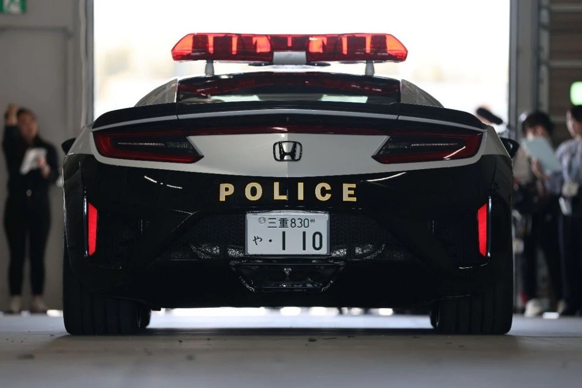 Honda NSX gia nhập lực lượng cảnh sát Nhật Bản