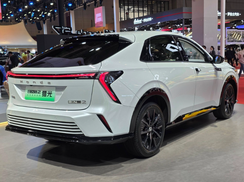 Honda e:N2 ra mắt: SUV điện thể thao giá 570 triệu đồng, tầm hoạt động 500 km