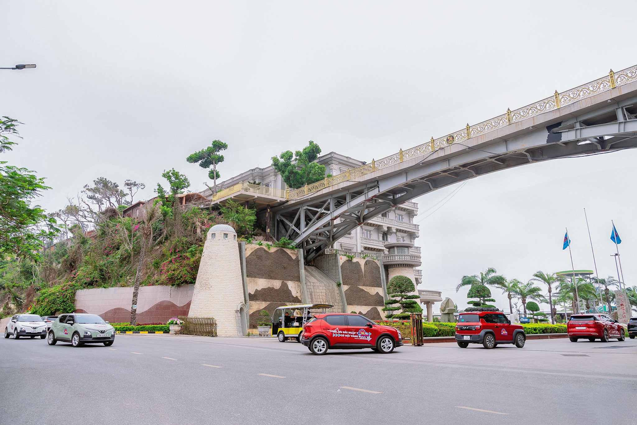 Sự kiện xếp xe chào mừng 70 năm giải phóng thành phố Hải Phòng