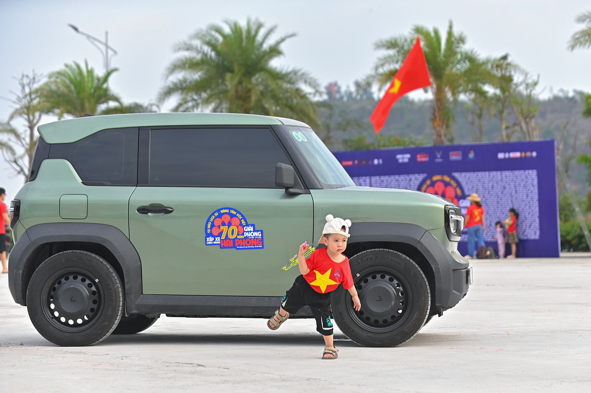 Sự kiện xếp xe chào mừng 70 năm giải phóng thành phố Hải Phòng