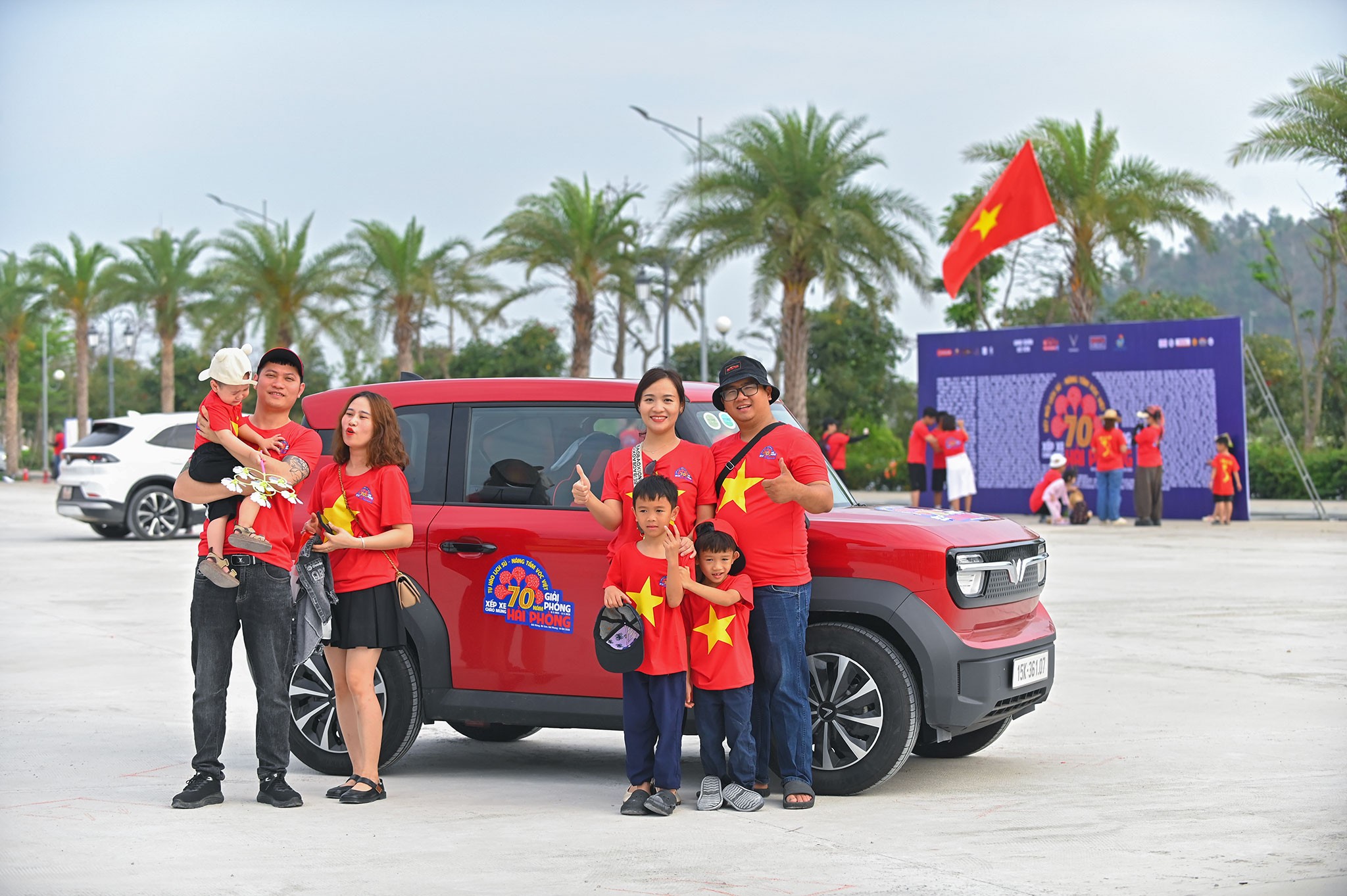 Sự kiện xếp xe chào mừng 70 năm giải phóng thành phố Hải Phòng